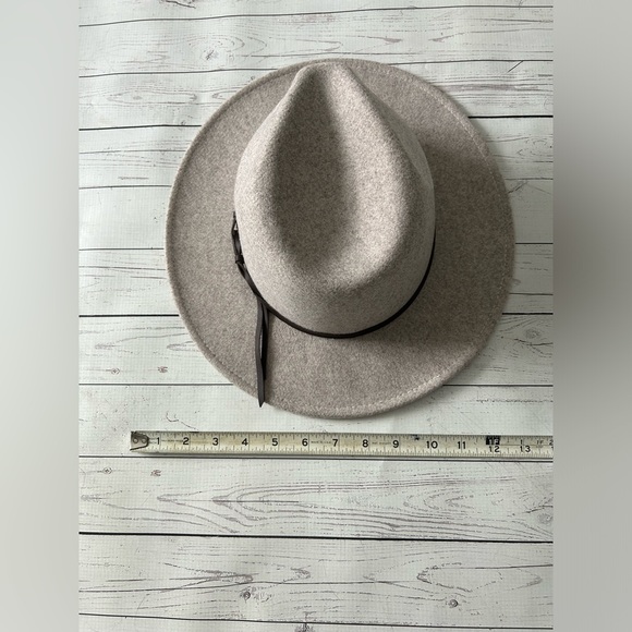 Taupe/Gray Felt Hat - Picture 5 of 6
